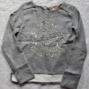 NWT cut out grey sweater top | size s-m